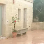 La Trottoria *
