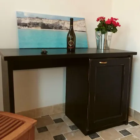 مزرعة للإقامة La Trottoria *