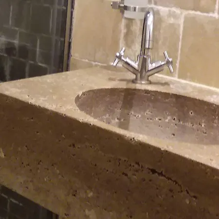 La Trottoria مزرعة للإقامة