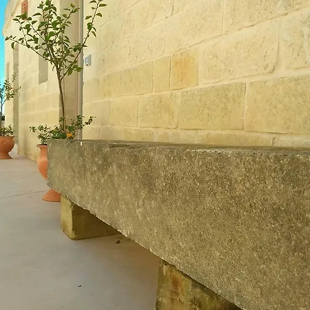 مزرعة للإقامة La Trottoria *