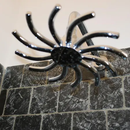 مزرعة للإقامة La Trottoria أوترانتو